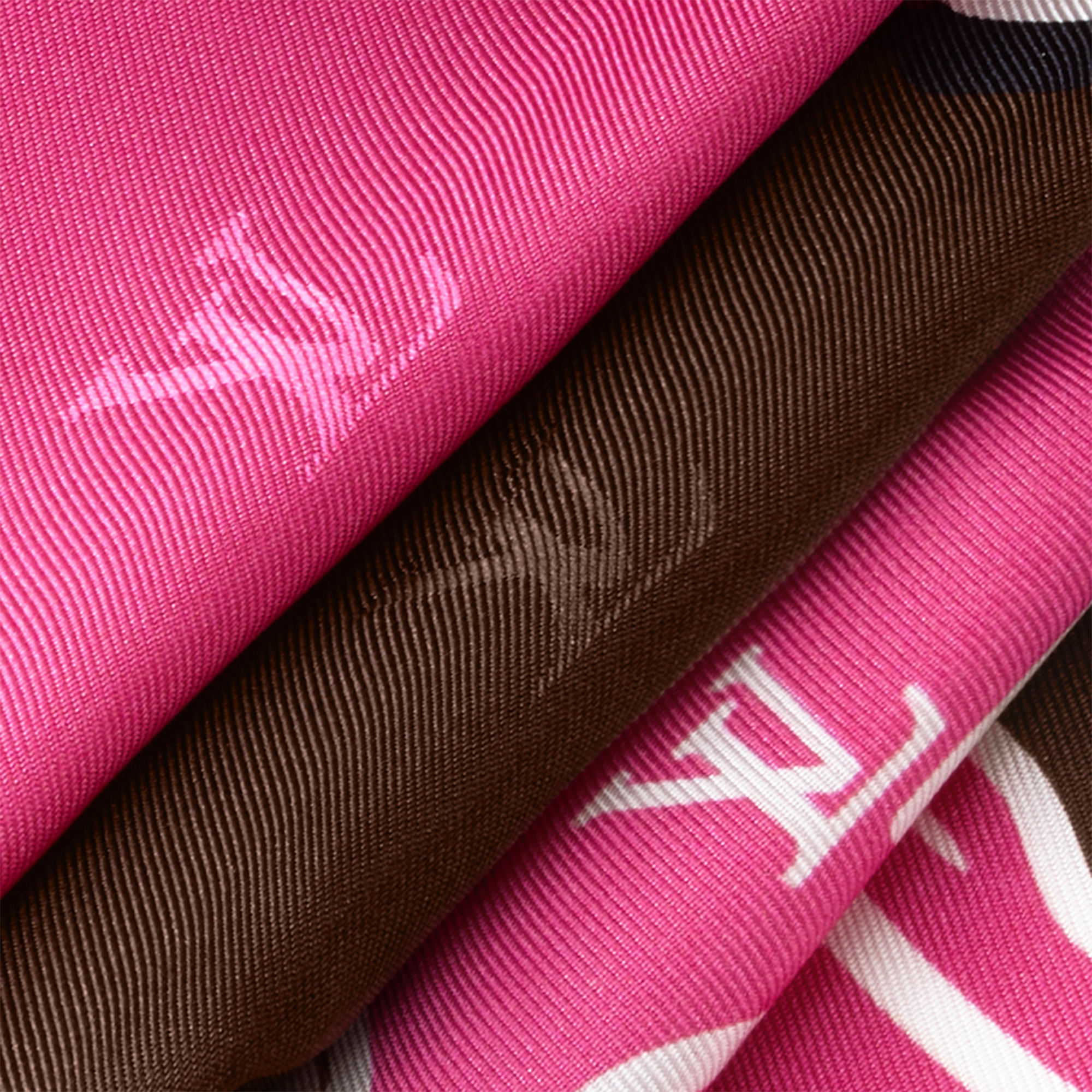Tag And Go Square 90 S00 - Women - Accessories | LOUIS VUITTON ®